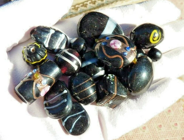 LOT 19 PERLES VINTAGES FANTAISIES en VERRE de MURANO