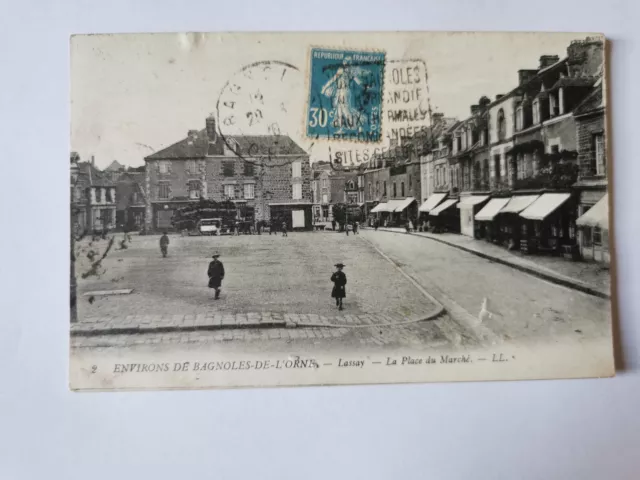 CPA 61 BAGNOLES-DE-L'ORNE - Lassay - La Place du Marché