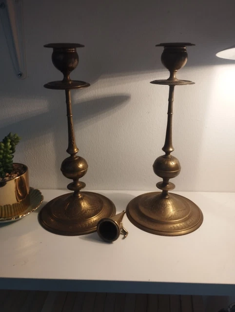Lot De 3 Bougeoirs Chandeliers Anciens En Laiton Doré – Hauteur 20 Cm, Vintage