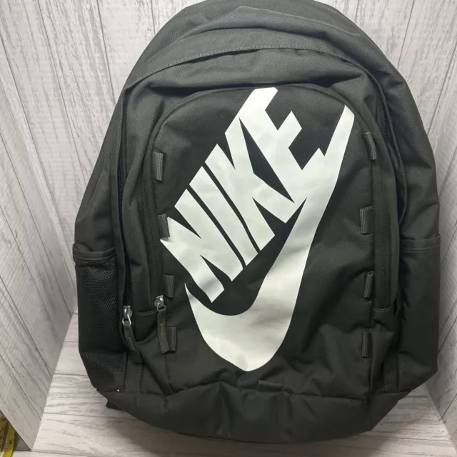 Nike Hayward Futura 2.0 Backpack 25L  School/Work/Gym Army Green 3