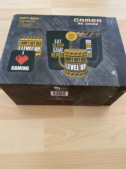 GB Eye GFB0050 Gaming Drinkware Gift Box - Gamer At Work Glass Mug - New