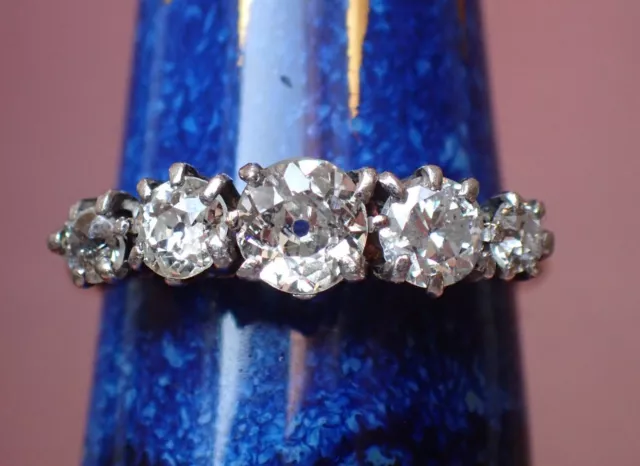 Antiguo anillo de diamantes de talla europea de 18k 1 quilate