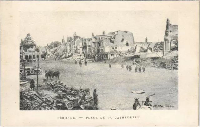 CPA Guerre Military PERONNE Cathedral Square (807522)