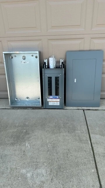 Nq430L2 Square D Factory Assembled Panelboard With Backbox, Cover, And Breakers