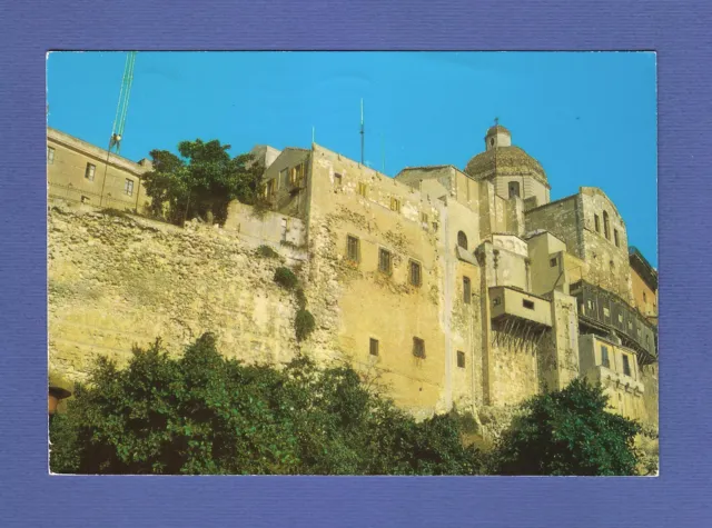 Cartolina Cagliari Scorcio del Castello e della Cattedrale  viaggiata 1984