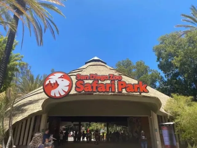 San Diego Zoo Safari Park E-ticket  (Can make a reservation for a specific date)