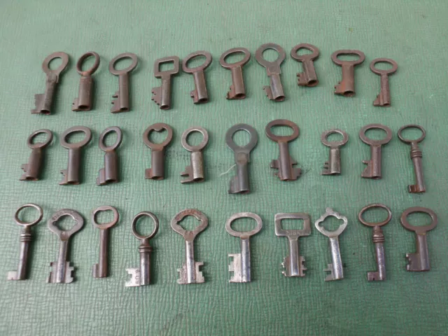 Konvolut alte Schlüssel 30 Stück