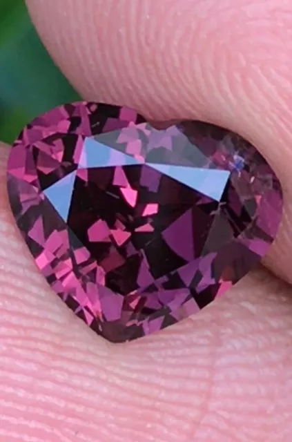 3.39cts Spinel Beautiful Orchid Color Heart Shape-Natural Untreated Sri Lanka 3