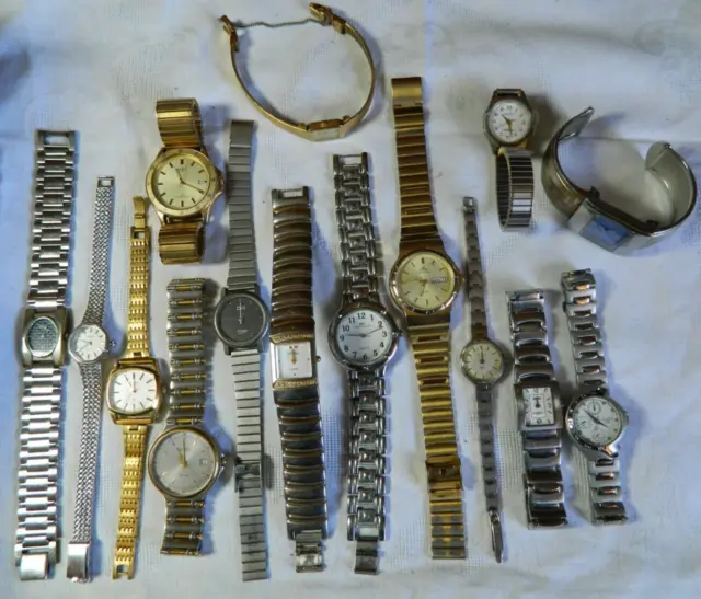 15 Armbanduhren Defekt Gebraucht Sammlung für Bastler Defekte Uhrenkonvolut