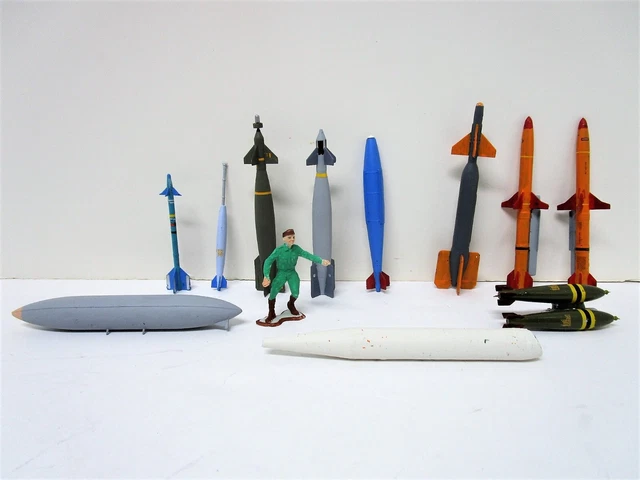 Tamiya Revell Monogram Missiles Model Toy Lot Built And Nicely Painted Tamiya Revell Monogram Missiles Model Toy Lot Built And Nicely Painted