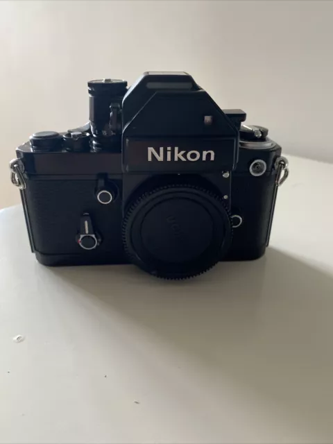 Nikon F2 S + Con Visor DP-2. Negra. Camara SLR Analogica