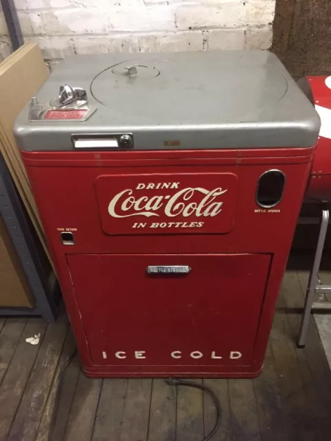 ORIGINAL VENDO A23 Deluxe Coke Machine Coca Cola Vending Machine