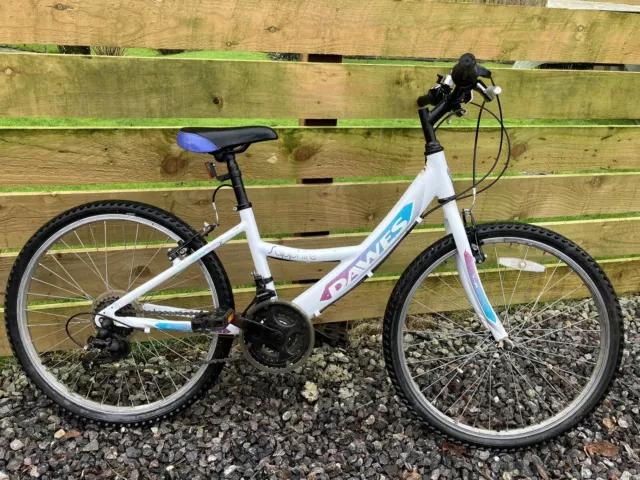 GIRLS BIKE 24 inch 25.00 PicClick UK