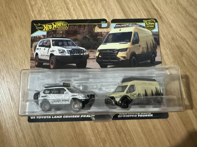 Hot Wheels Premium 2024 Twin Pack. 05 Toyota Land Cruiser, Mercedes Sprinter