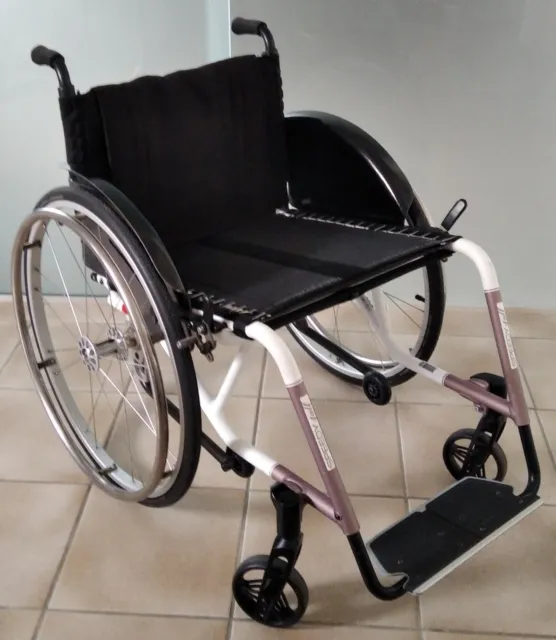 Proactiv Speedy - Aktivrollstuhl Rollstuhl - Pro Activ - tolle Farbe - TOP