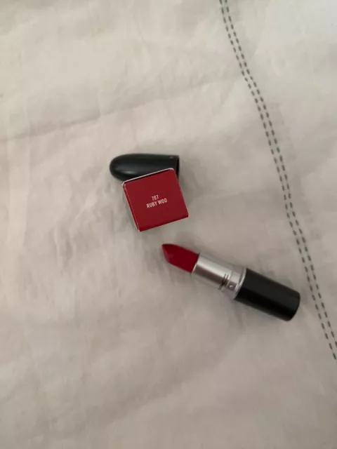 Rouge à Lèvres Ultra Mat - Retro Matte Mac Cosmetics, Teinte Ruby Woo, neuf