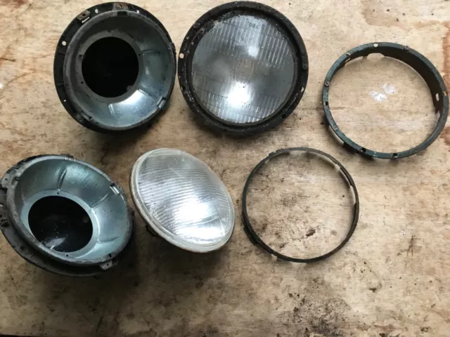 Land Rover Lightweight LWB 101 Headlights