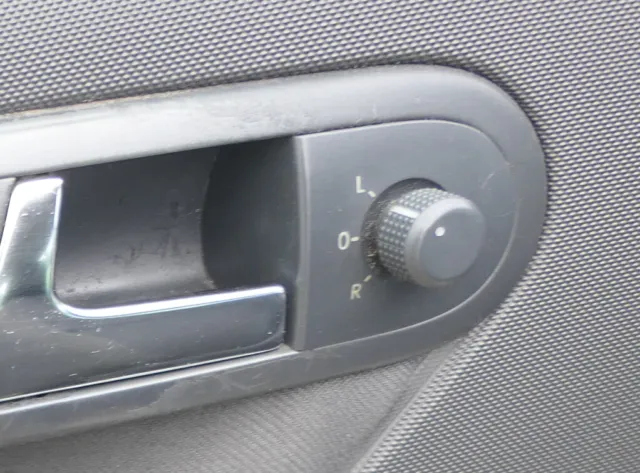 VW Polo 9N 9N3 Cross elektrischer Spiegel Außenspiegel rechts vorne silber