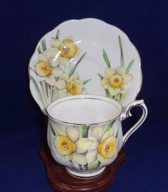 Royal Albert Bone China Flower of Month Daffodil No 3 Hand Painted