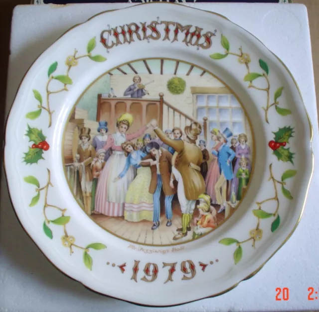 Aynsley Collectors Plate CHRISTMAS 1979 From A Christmas Carol Boxed