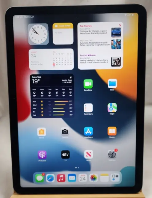 Apple iPad Air 5th Gen. 10.9 in, 256GB, Wi-Fi A2588 - Space Gray