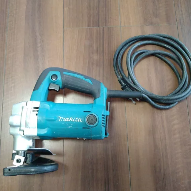 Kit de cizallamiento calibre 10 Makita JS3201 32 mm 6,2 amperios 3,86 kg placa de acero suave