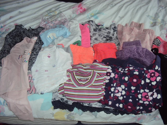 Huge bundle 24 items of girls clothes all aged 11-12 years  (C)