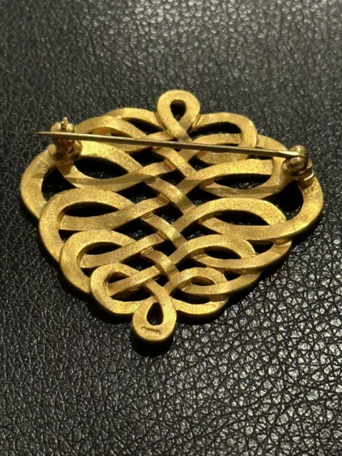 Gorgeous MMA Metropolitan Museum Gold Tone Celtic Brooch- 1 3/4” 2