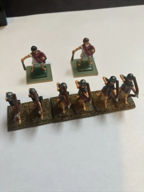 Lead Figures soldiers/Archers.