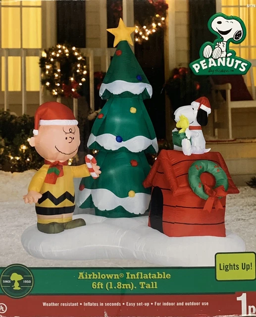 Peanuts Charlie Brown and Snoopy Gemmy Christmas Snow Globe Airblown