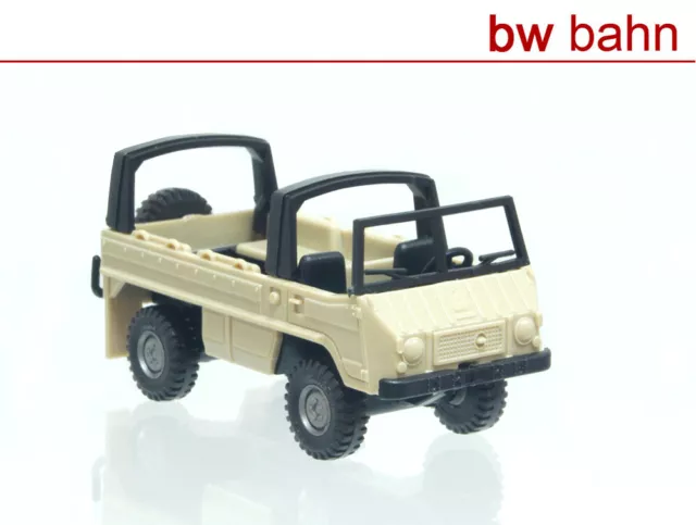 Roco miniatur modell H0 1704 Steyr Puch Pinzgauer 4x4 Geländewagen beige Neu