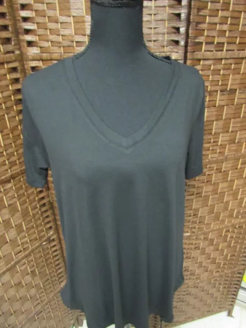 Women's Medium Top Jenny Boston Black V-Neck Tunic T-Shirt CLBC17 2