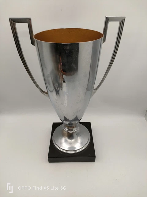 Socle dé trophée en marbre - France
