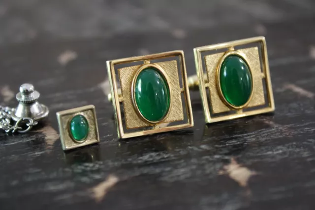 Vtg Estate Gold Tone ANSON Green Glass Cabochon Stone Cufflinks Tie Tack/Pin SET