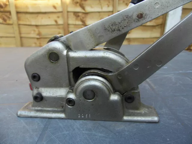 Steel Banding Tool 2