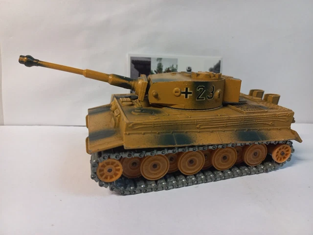 Miniature Solido 1/50 – Char Sherman JUMBO US Army (WW2) – Modèle De Collection