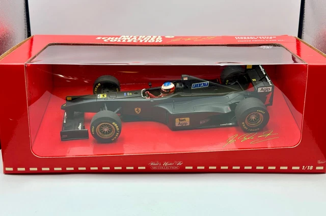 MINICHAMPS 1/43 SCALE 510 974395 - F1 Ferrari 1997 Launch Car - MS
