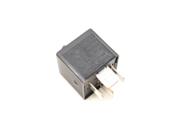 2014-2016 BMW 535D XDRIVE - Relay 6901469