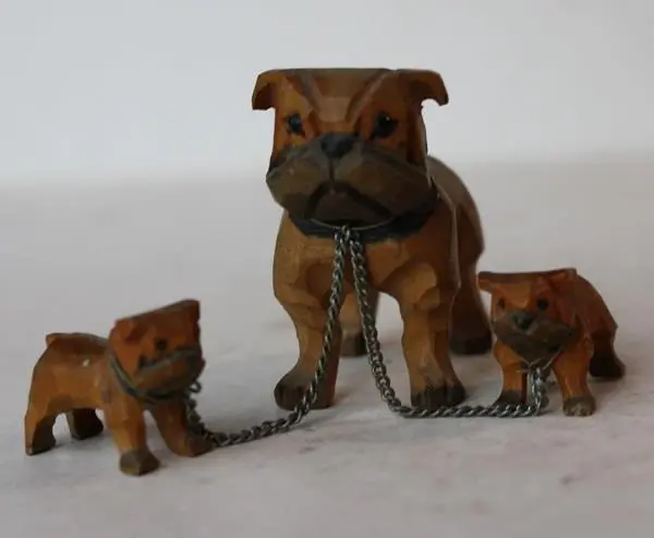 English Bulldog Dog Figurines Wooden Mommy 2 Puppies Chain English Bulldog Dogs