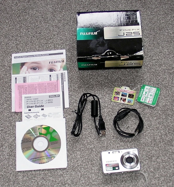 Fujifilm FinePix A Series J25 10MP Digital Camera - Silver - BOXED WITH KIT !!