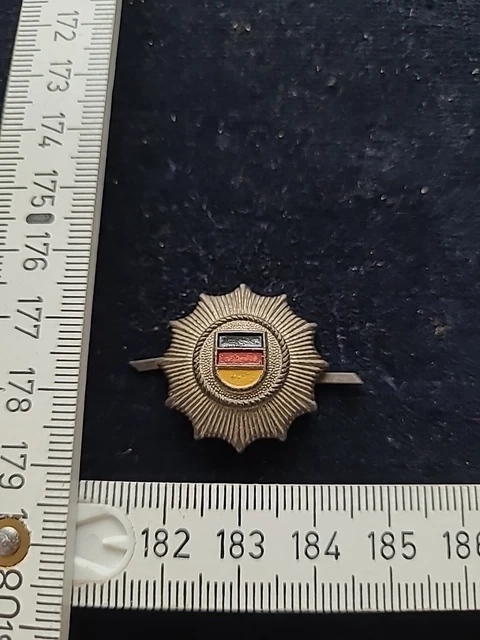 ALTE ORIGINALE DDR Kokarde KVP DGP NVA MdI Mützenabzeichen Präwema EUR ...