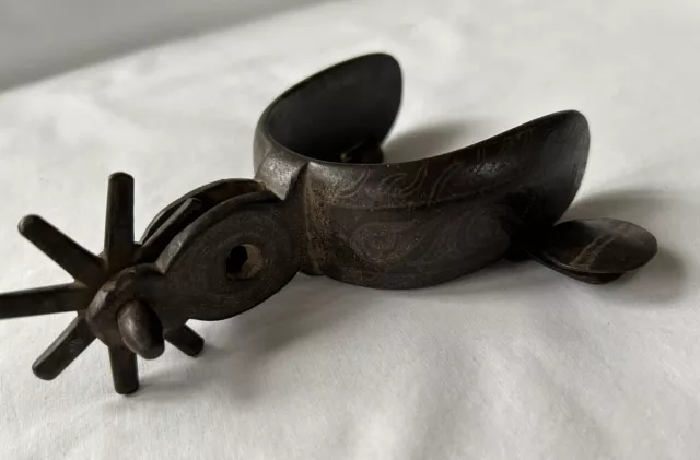 Vintage Western Cowboy Mexican Engraved Cast Iron Single (Spur 8 Point 2" Rowel