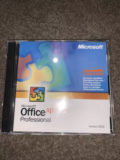 Microsoft Office XP Professional version 2002 PC CD ROM Disc
