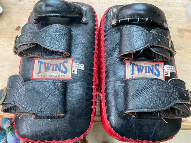 Twins Thai Kick Pads Leather Medium