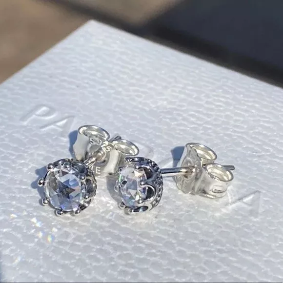 Brand New Genuine Pandora S925 CLEAR Sparkling Crown Stud CZ Earrings 298311CZ