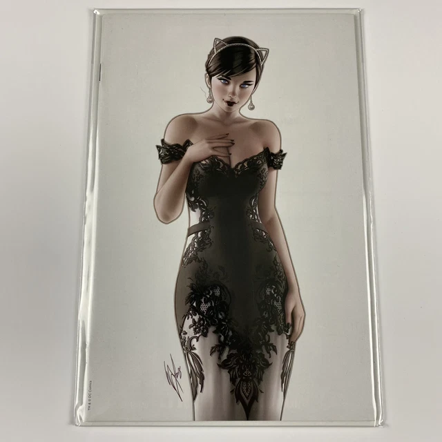 Batman 50 San Diego Comic Con Exclusive White Virgin Variant by Warren Louw NM