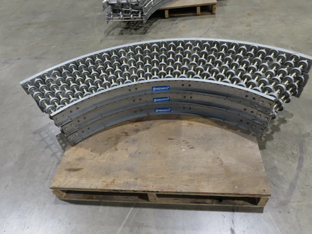 Speedways 18"x 67" Steel Skate Wheel 90° Curve Gravity Conveyor 16"BF 3-Section