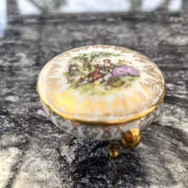 Authentic French Fragonard Limoges Porcelaine Artistique F.M Trinket Jewelry Box