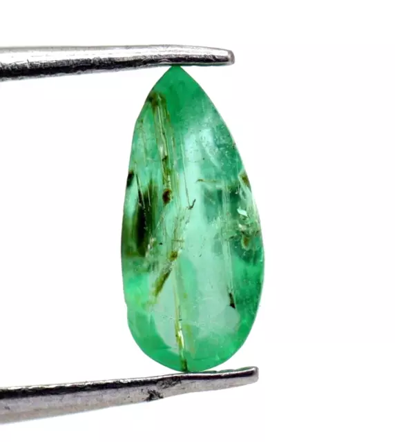 Vert Couleur Desseré 0.54 CT Petit Émeraude Naturel Poire Coupe non Traité Gemme