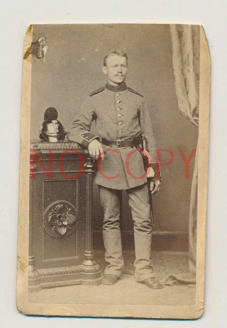 Antikes CDV Foto - Offizier mit Raupenhelm unter  König Ludwig I  #30